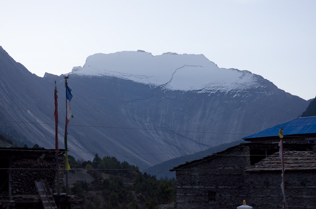стена Гималаи