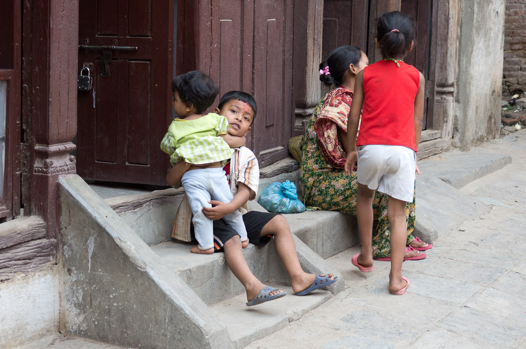 Катманду дети